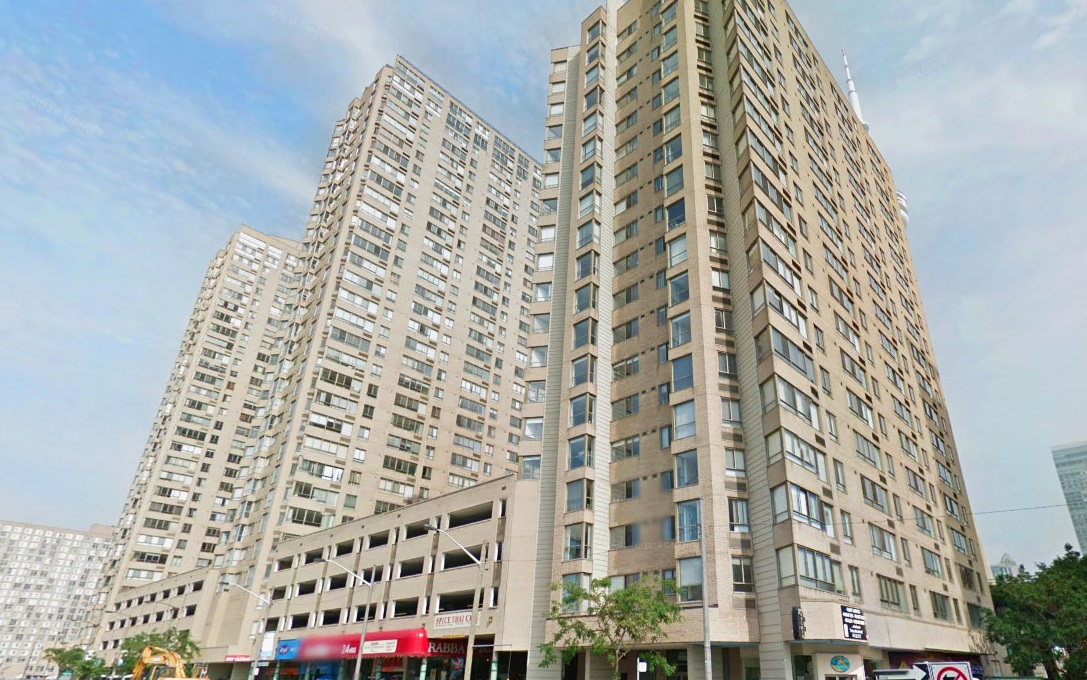 250 Queens Quay West, Toronto, ON M5J 2N2