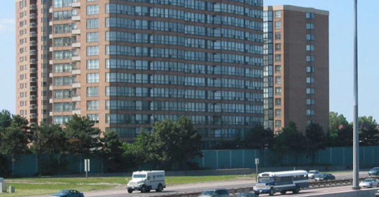 268 Ridley Boulevard, Toronto, ON M5M 4N7 - 2