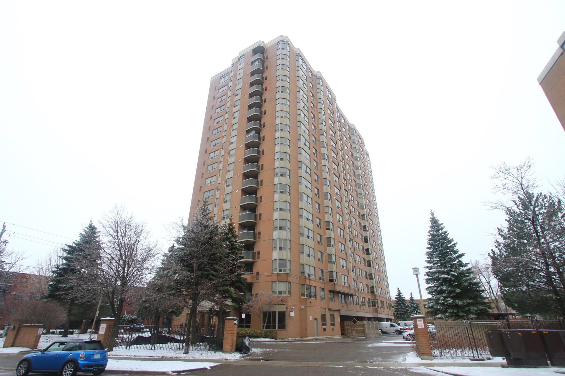 265 Ridley Boulevard, Toronto, ON M5M 4N8