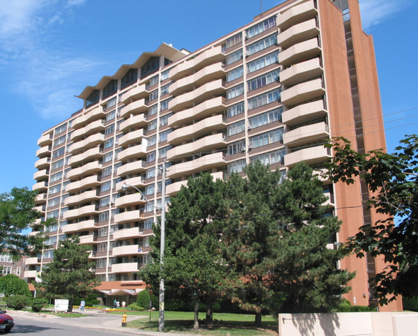 100 Roehampton Avenue, Toronto, ON M4P 1R3