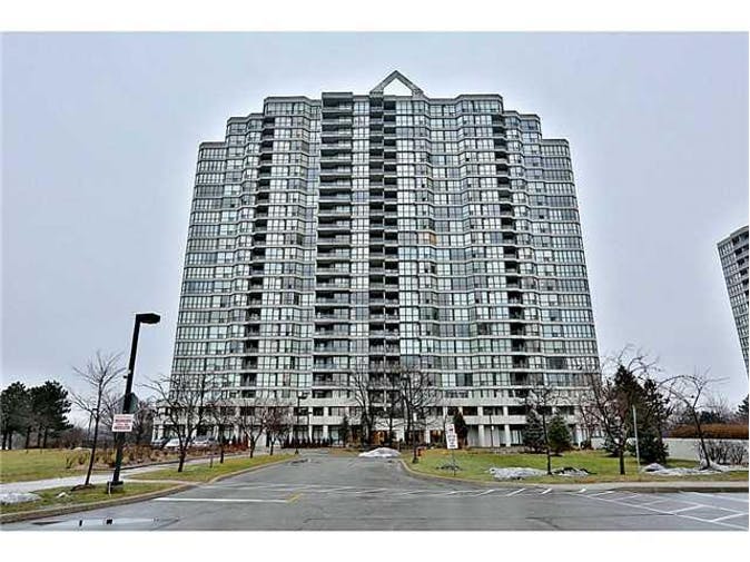 3 Rowntree Road, Toronto, ON M9V 5G8
