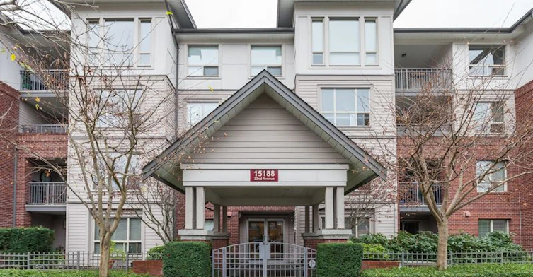15188 22 Avenue, Surrey, BC V4A 9T4