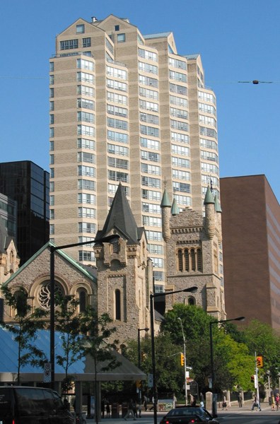 71 Simcoe Street, Toronto, ON M5J 1W9
