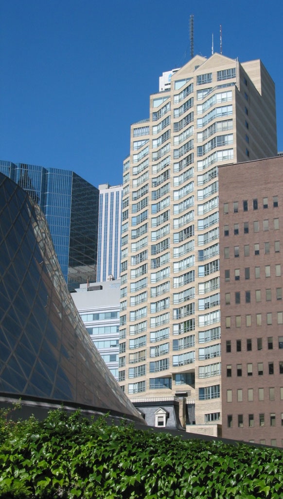 71 Simcoe Street, Toronto, ON M5J 1W9 - 2