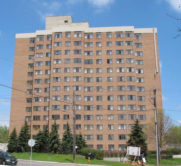 29 South Station Street , Toronto, ON M9N 2B2