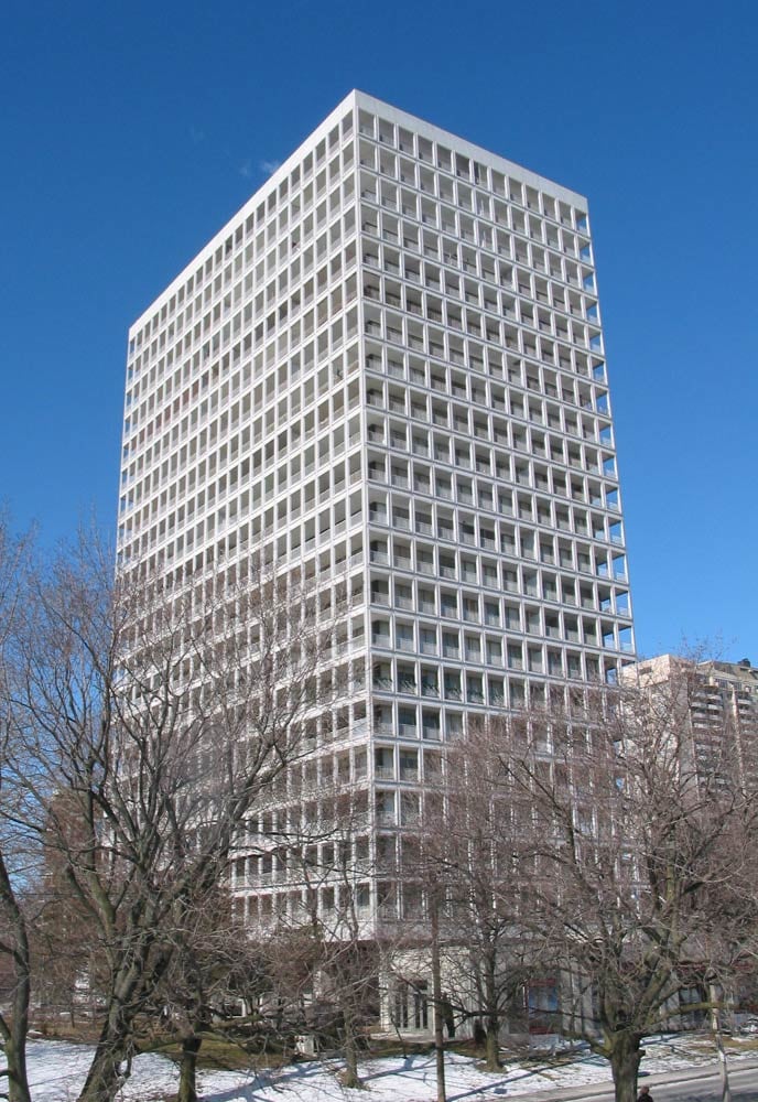 330 Spadina Road, Toronto, ON M5R 2V9
