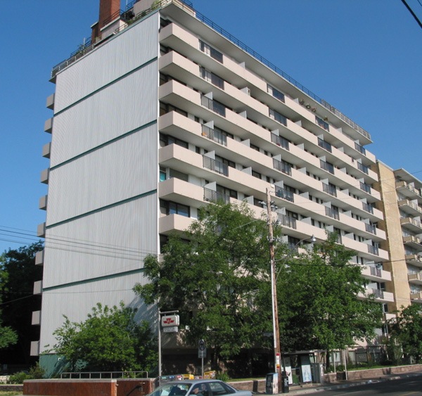 70 Spadina Road, Toronto, ON M5R 2T6
