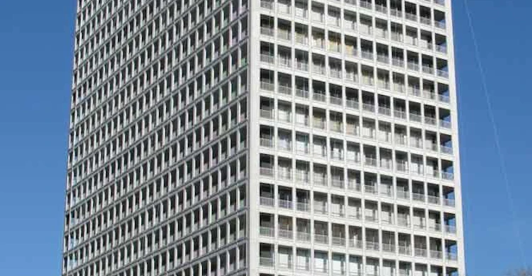 355 Saint Clair Avenue West, Toronto, ON M5P 1N5