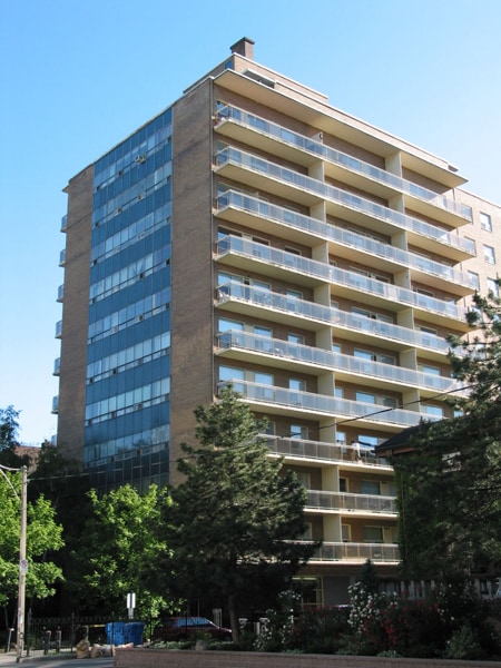 206 Saint George Street, Toronto, ON M5R 2N6