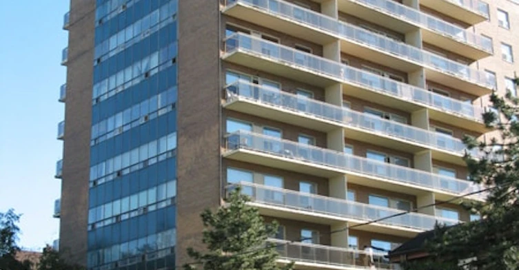 206 Saint George Street, Toronto, ON M5R 2N6