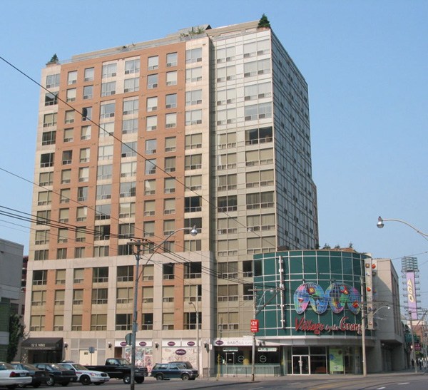 152 Saint Patrick Street, Toronto, ON M5T 1G1