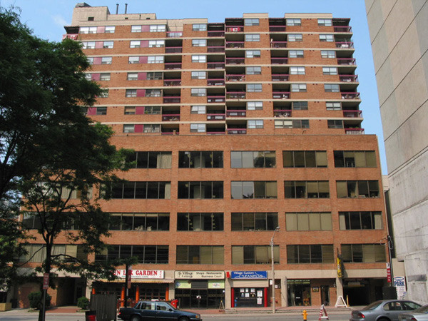 120 Saint Patrick Street, Toronto, ON M5T 2X7 - 2