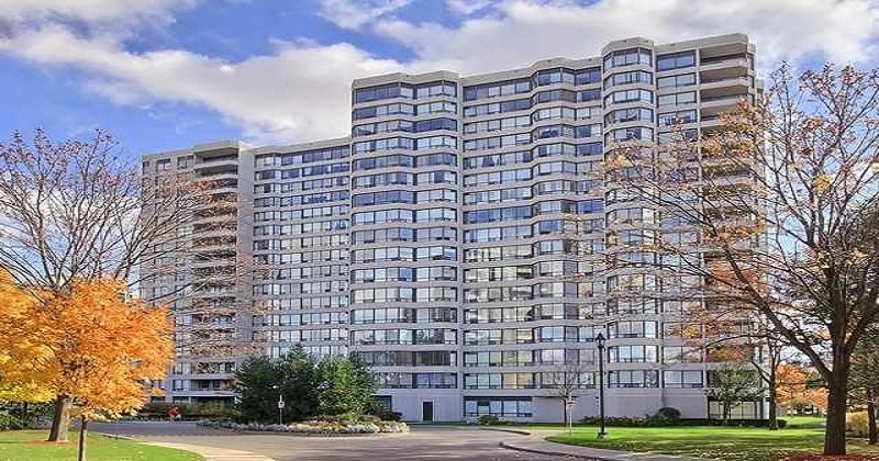 1101 Steeles Avenue West, Toronto, ON M2R 3W5