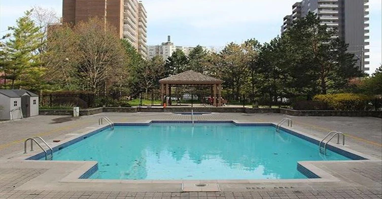 1121 Steeles Avenue West, Toronto, ON M2R 3W7 - 3