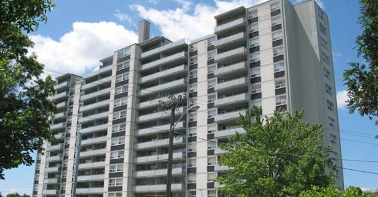 25 Stong Court, Toronto, ON M3N 1P1