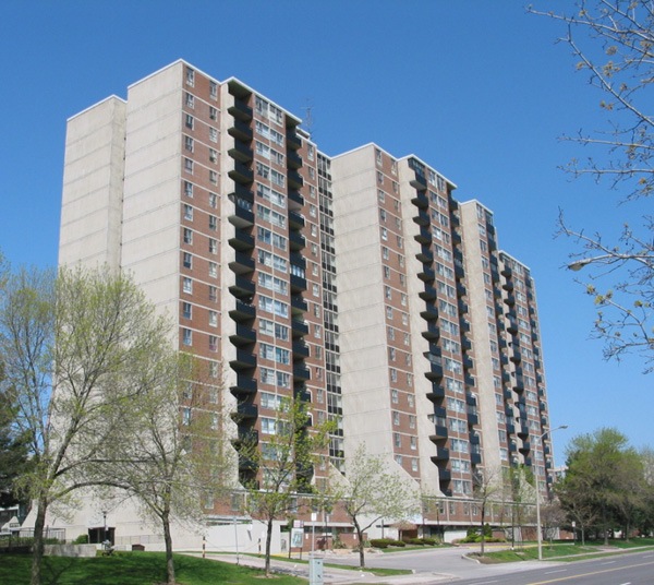 362 The East Mall , Toronto, ON M9B 6C4