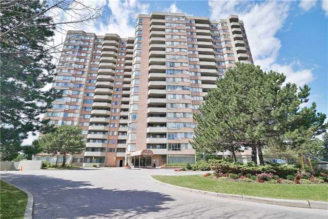30 Thunder Grove, Toronto, ON M1V 4A3