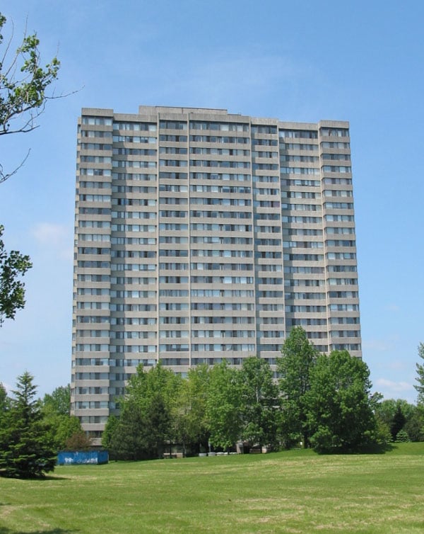 133 Torresdale Avenue, Toronto, ON M2R 3T2 - 2