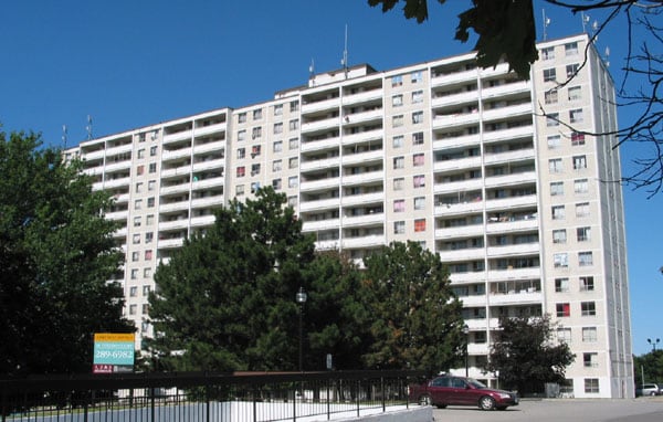 30 Tuxedo Court, Toronto, ON M1G 3S6