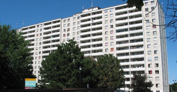 30 Tuxedo Court, Toronto, ON M1G 3S6