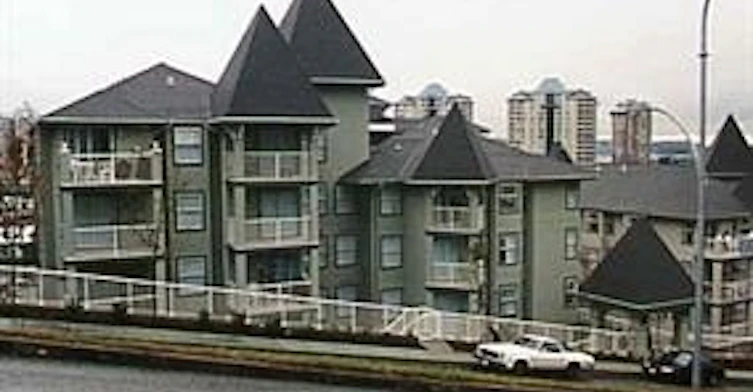 1032 Queens Avenue, New Westminster, BC V3M 6T7