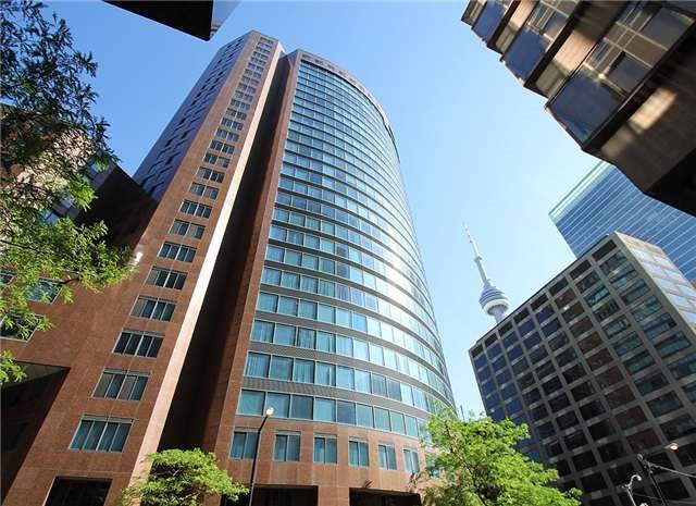 33 University Avenue, Toronto, ON M5J 2S7