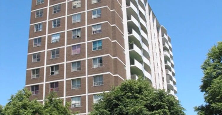 335 Van Horne Avenue, Toronto, ON M2J 2V1