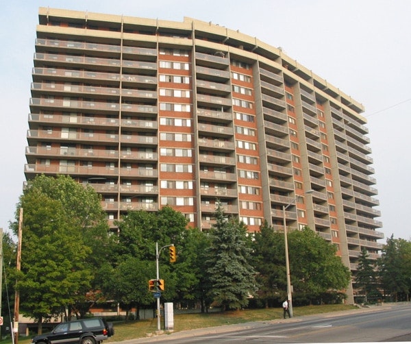 757 Victoria Park Avenue, Toronto, ON M4C 5N8 - 2