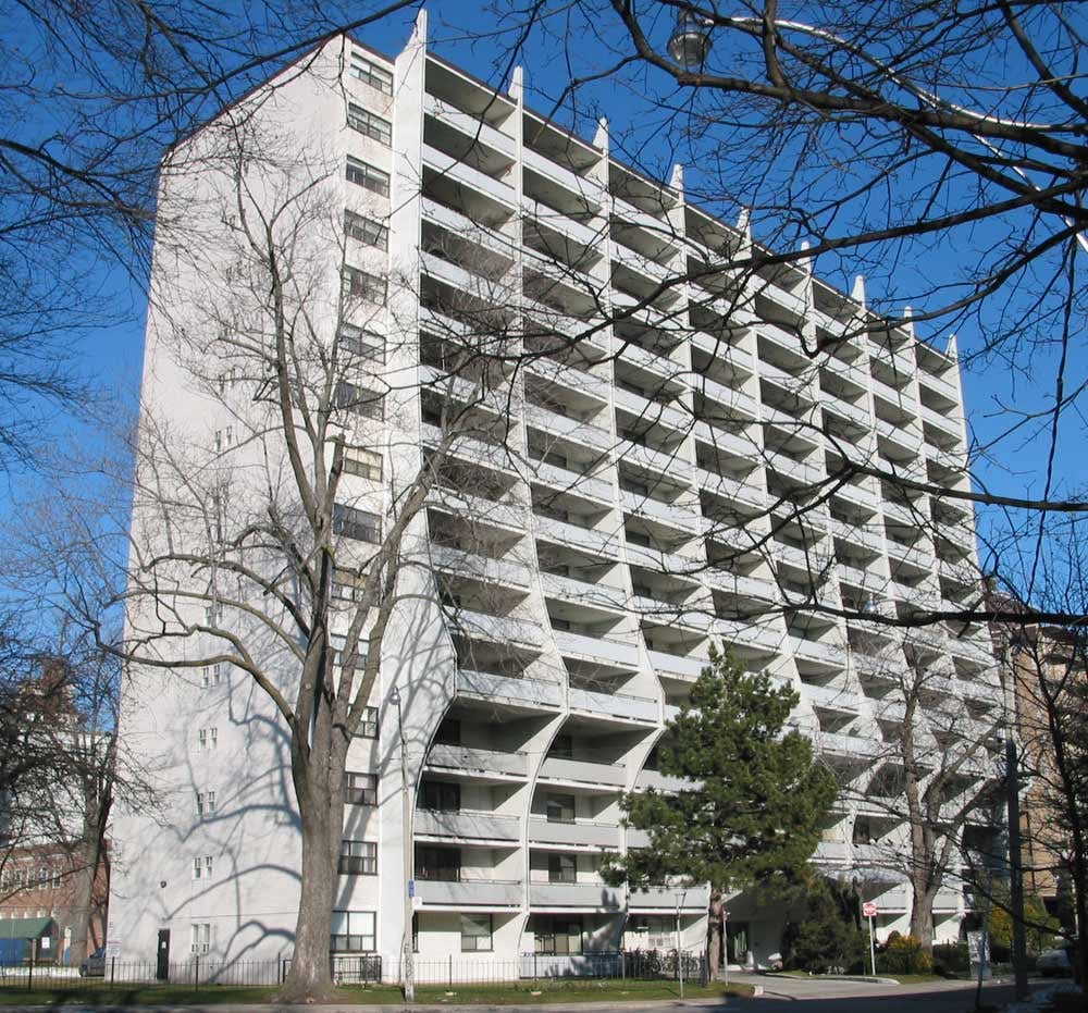 35 Walmer Road, Toronto, ON M5R 2X3 - 2