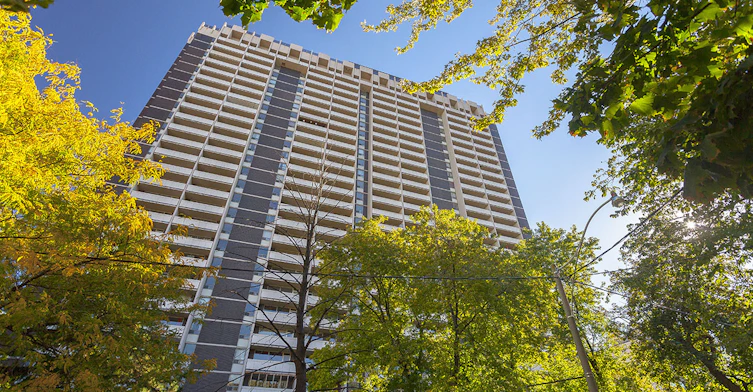 100 Wellesley Street East, Toronto, ON M4Y 1H5