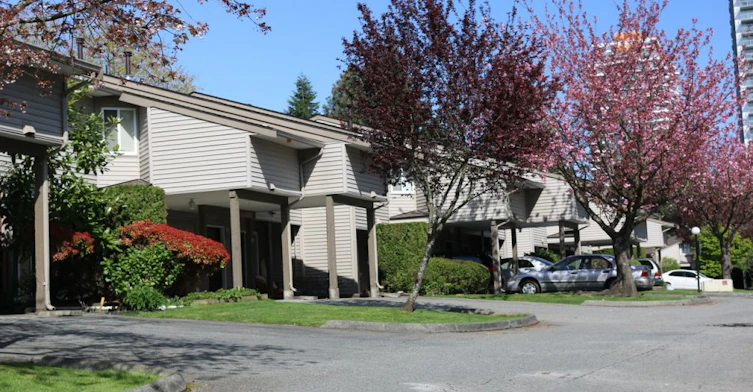 13302 102a Avenue, Surrey, BC V3T 5J7 - 2