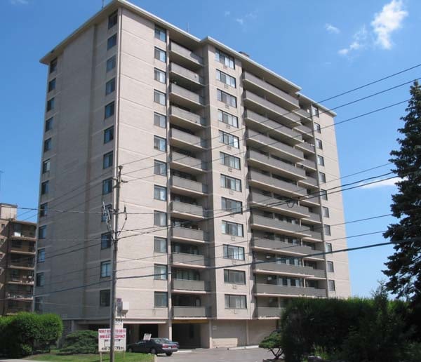 2304 Weston Road , Toronto, ON M9N 1Z3