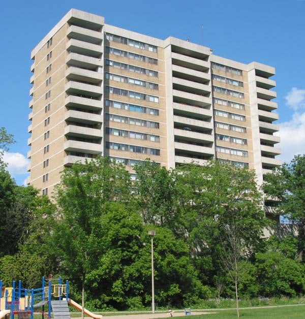 2130 Weston Road, Toronto, ON M9N 3R9