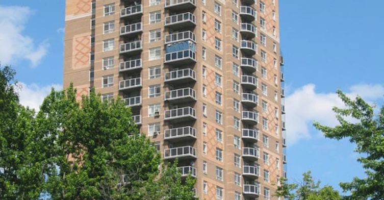 2100 Weston Road , Toronto, ON M9N 1X4 - 2