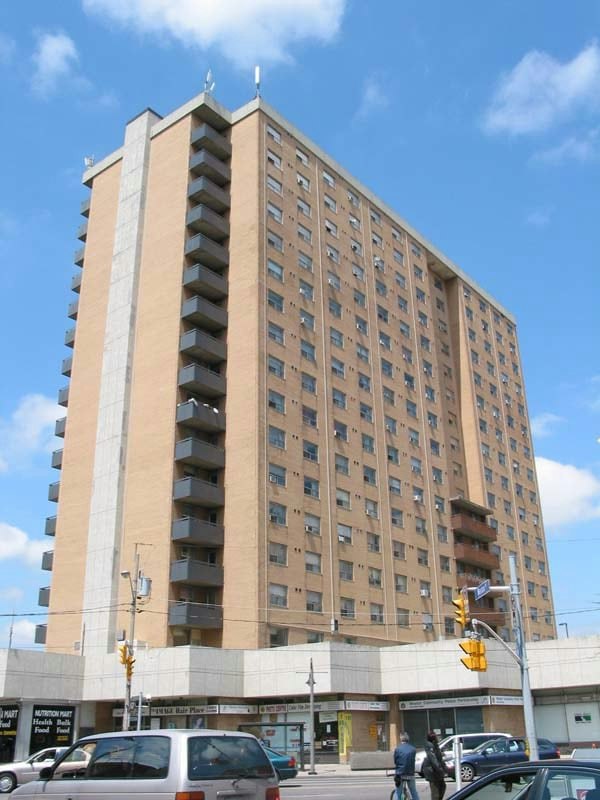 1901 Weston Road, Toronto, ON M9N 3P5 - 2