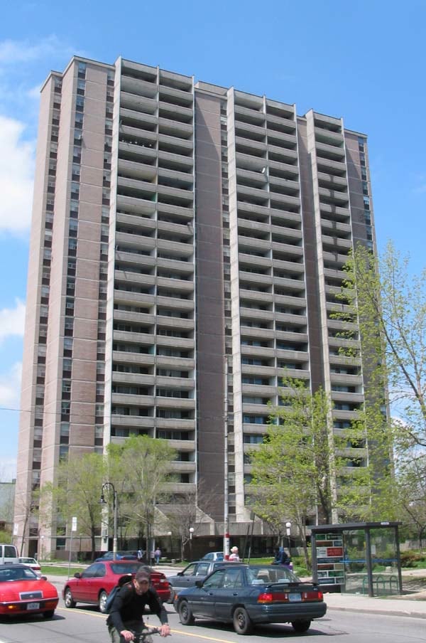 1775 Weston Road , Toronto, ON M9N 3P8