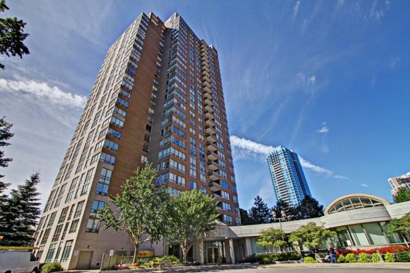 215 Wynford Drive , Toronto, ON M3C 3P5