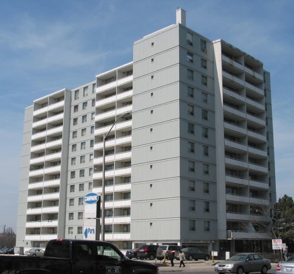 5754 Yonge Street, Toronto, ON M2M 3T6 - 2