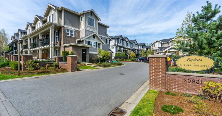 6894 208 Street, Langley, BC V2Y 0G2