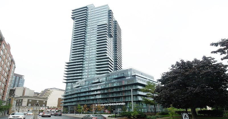 825 Church Street, Toronto, ON M4W 3Z3