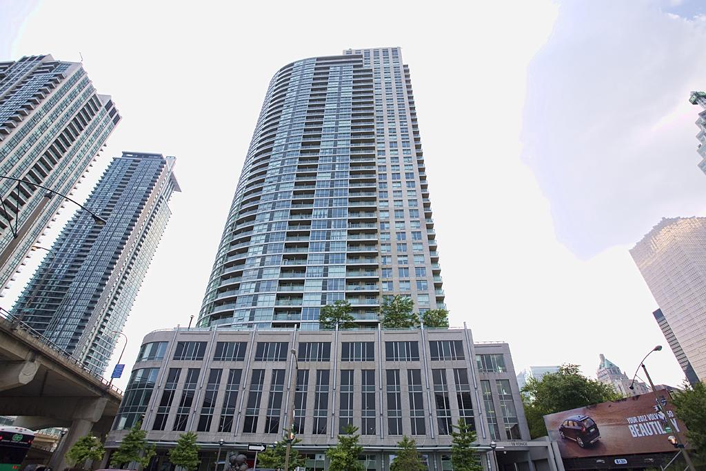 18 Yonge Street, Toronto, ON M5E 1Z8