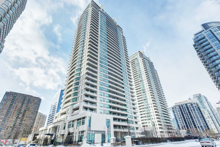 18 Spring Garden Avenue, Toronto, ON M2N 7M2