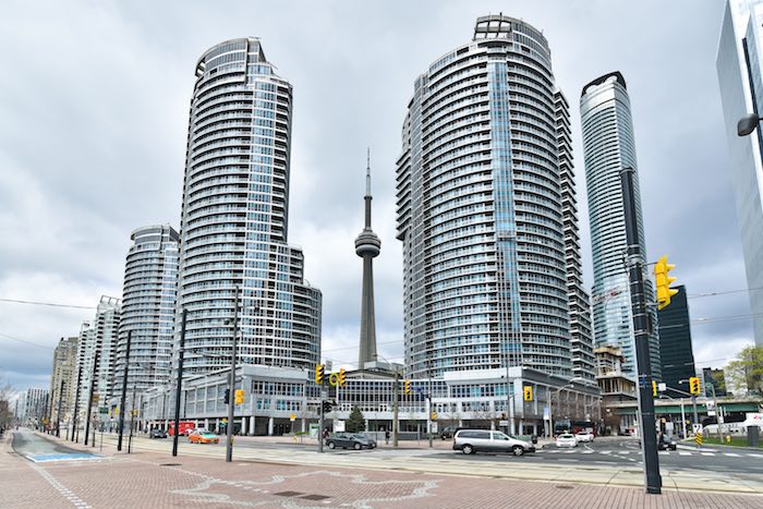 8 York Street, Toronto, ON M5J 2Y5