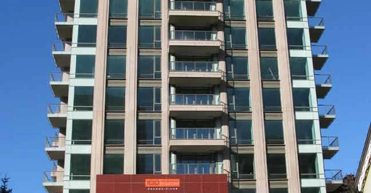 100 Yorkville Avenue, Toronto, ON M5R 2C3