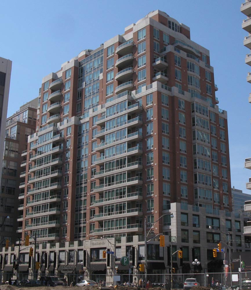 61 Yorkville Avenue, Toronto, ON M5R 3V6