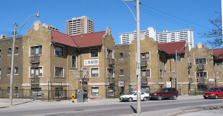 138 Wellesley Street East, Toronto, ON M4Y 2K4 - 2