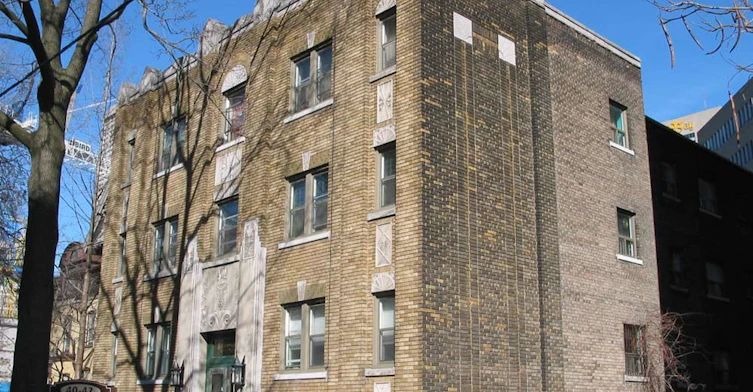 42 Isabella Street, Toronto, ON M4Y 1N1
