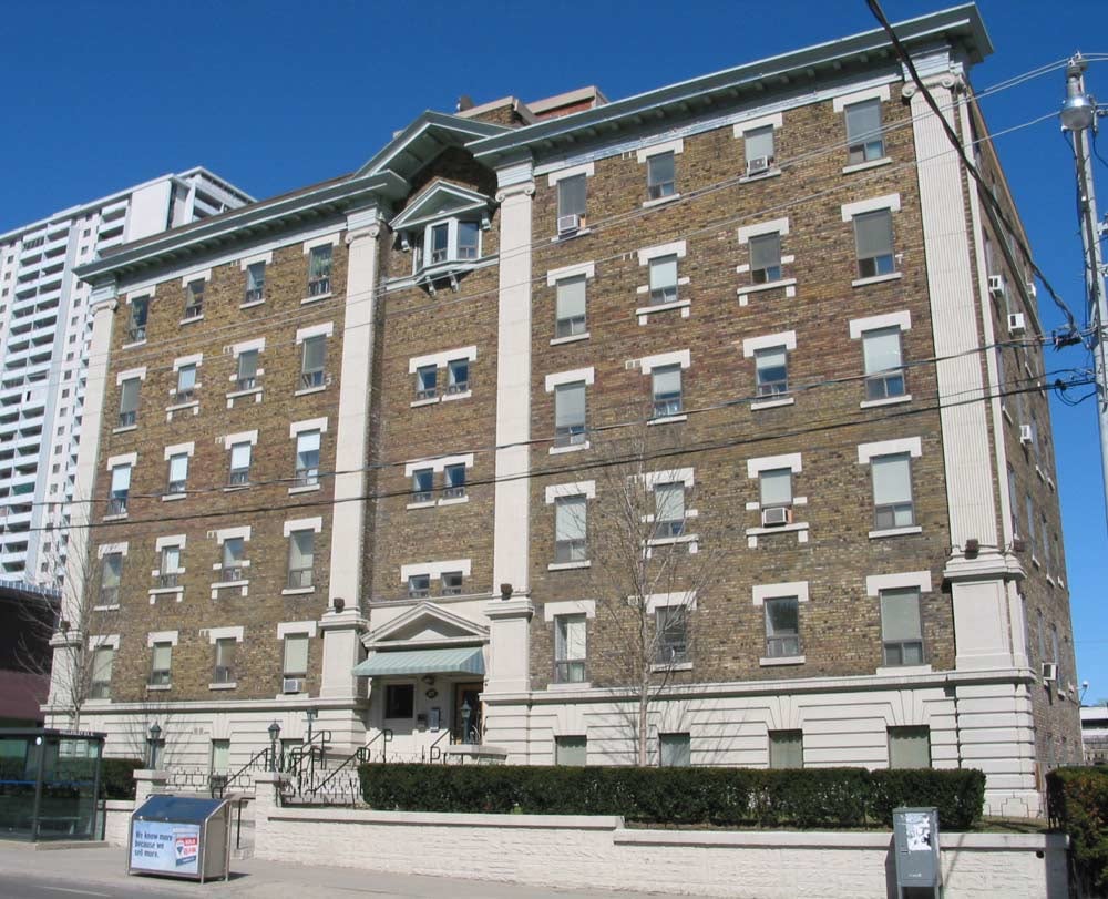 477 Sherbourne Street, Toronto, ON M4X 1K5