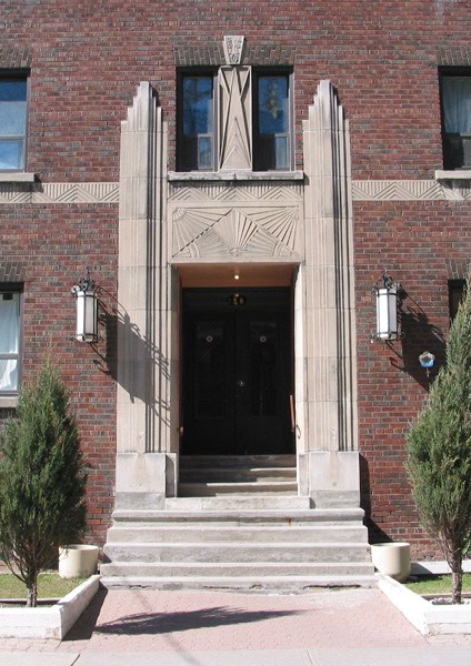 40 Earl Street, Toronto, ON M4Y 1M3 - 2