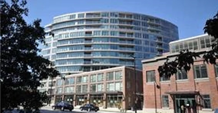 429 2nd Avenue West, Vancouver, BC V5Y 1E3